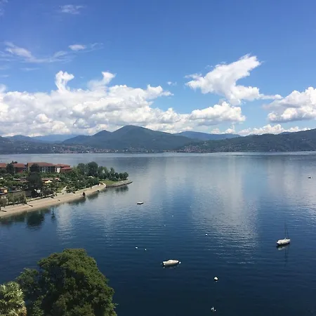 Anly Cannero Riviera