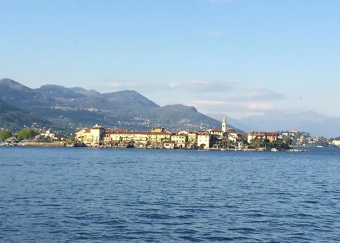 Anly Apartament Cannero Riviera